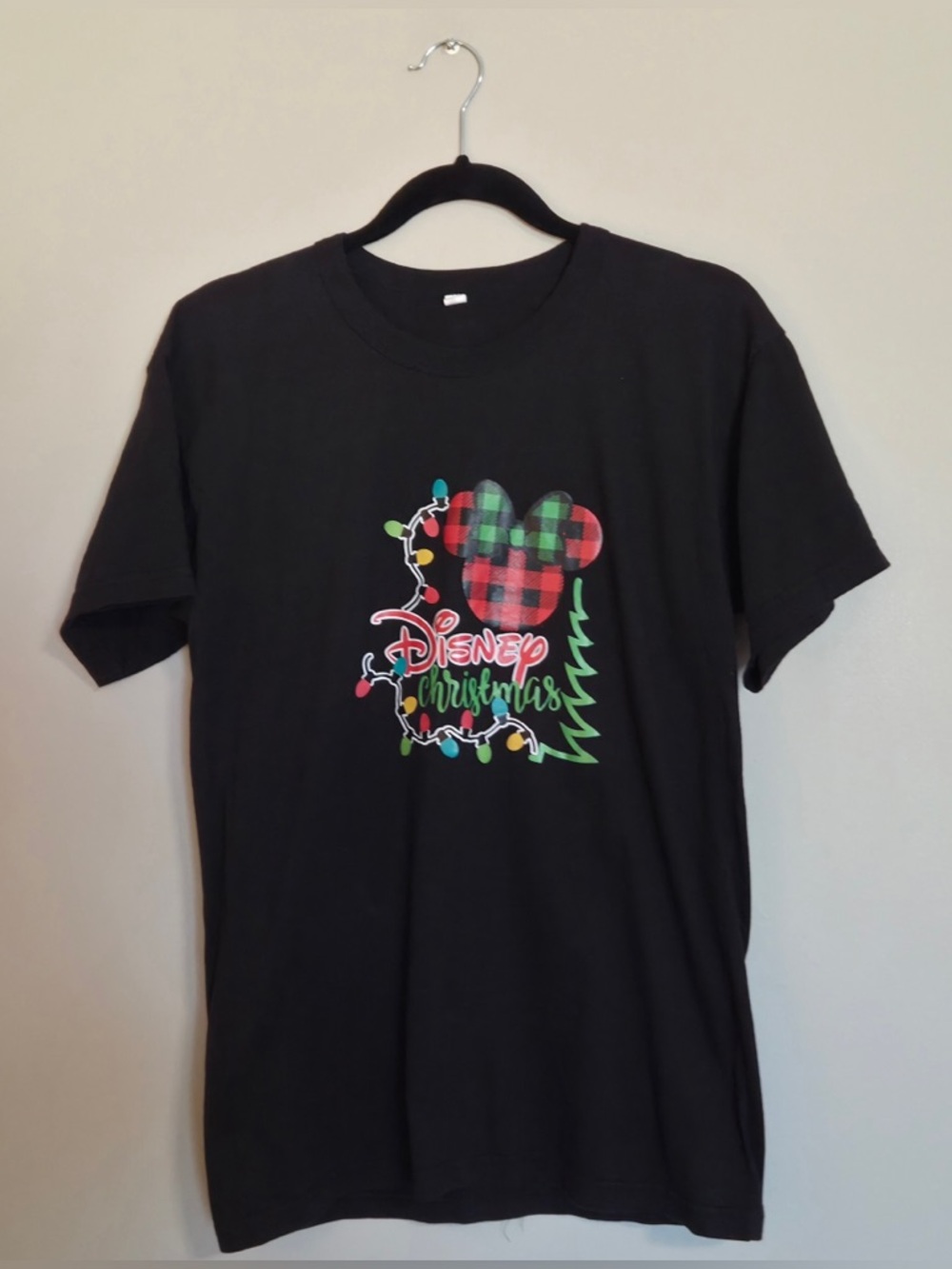 Women’s Size Medium Disney Christmas T-Shirt - Black